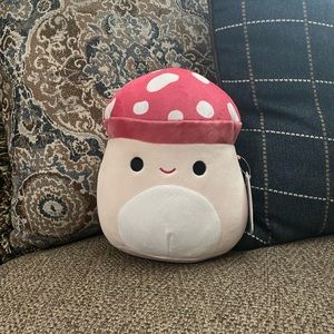Squishmallow 8in Mushroom